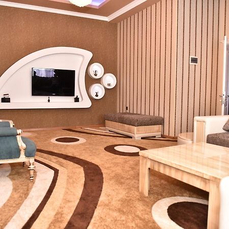 Şǝki Inci Design Hotel & Hostel מראה חיצוני תמונה