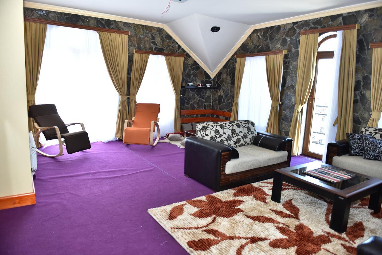 Şǝki Inci Design Hotel & Hostel מראה חיצוני תמונה