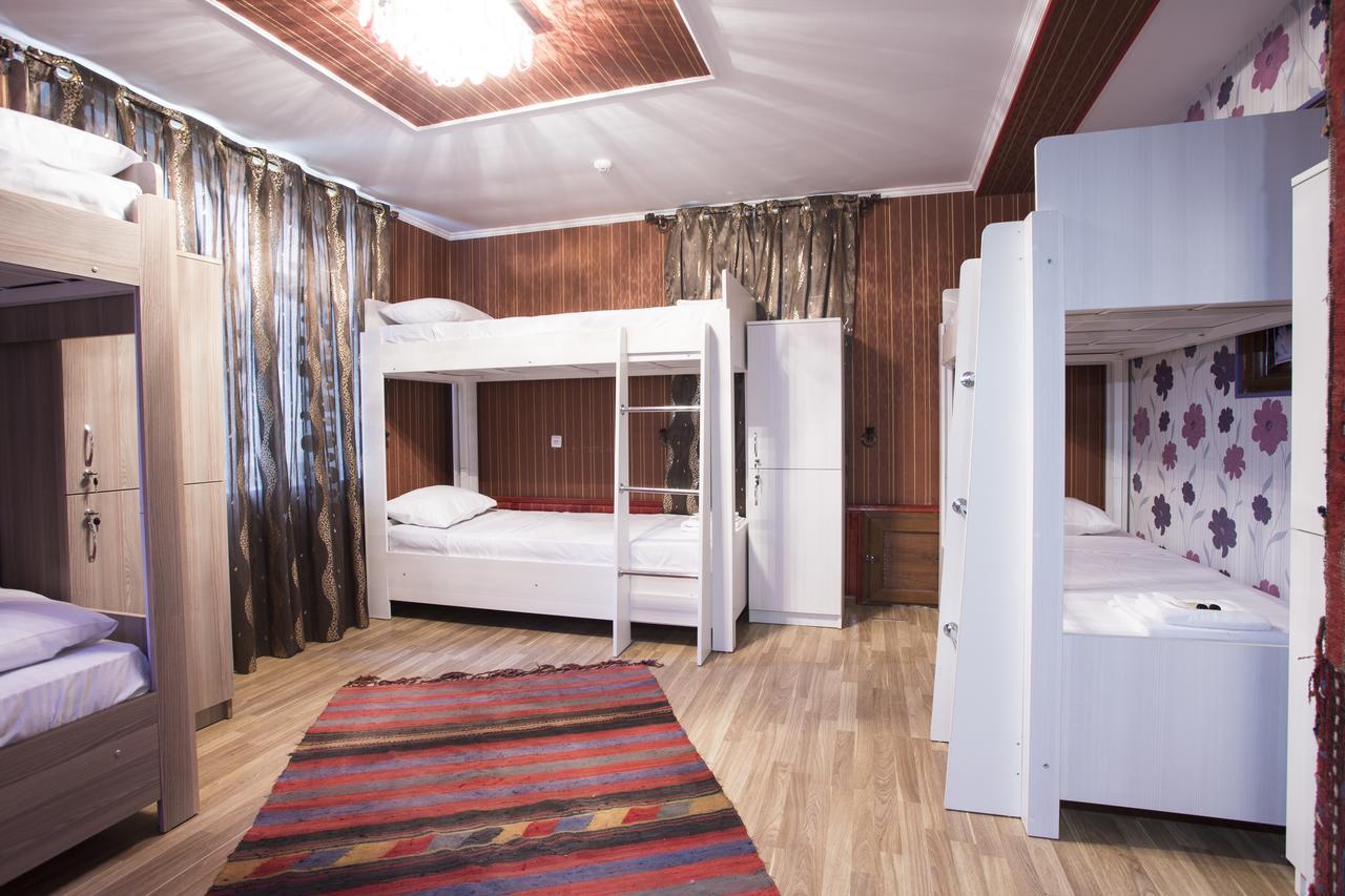 Şǝki Inci Design Hotel & Hostel מראה חיצוני תמונה